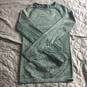 Gym shark work out long sleeve shirt